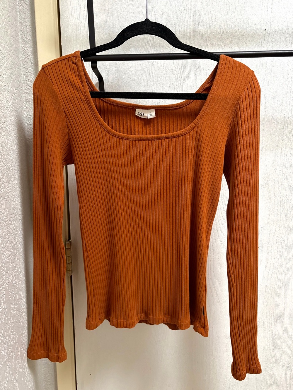 Ten Tree Ribbed Square Neck Long Sleeve Top in Rusty Brown Size Large